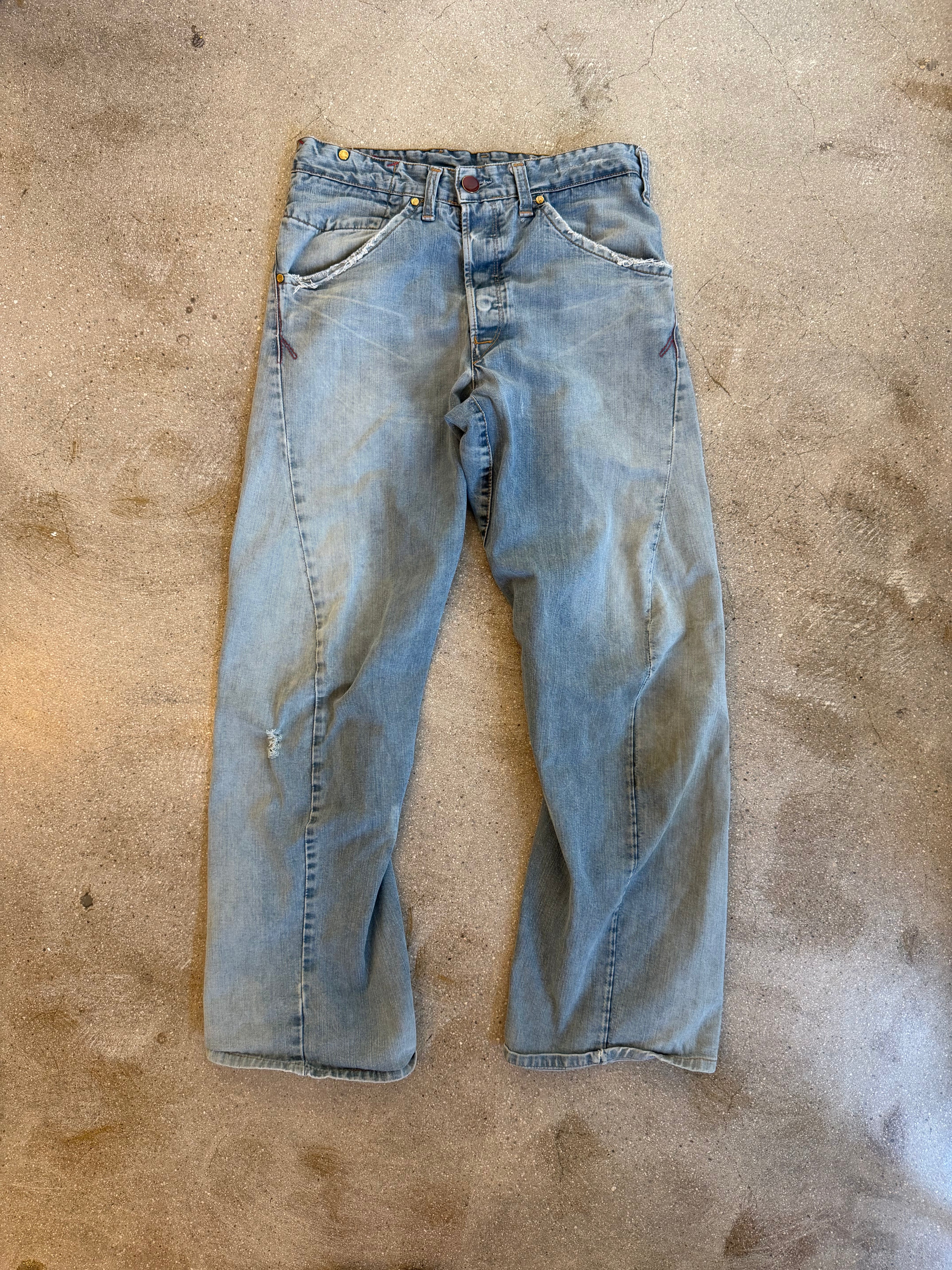 Levis Engineered Buckle-Back Jeans